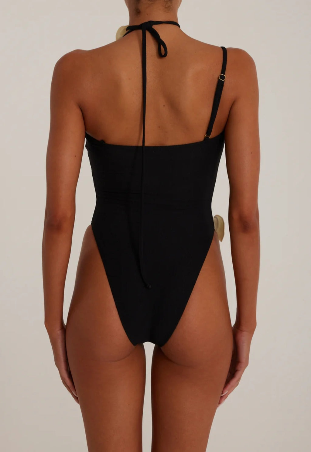 Roset Sort One Piece