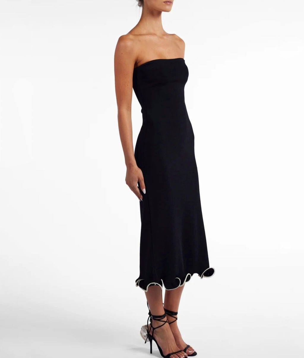 Naia Stropløs Kjole 